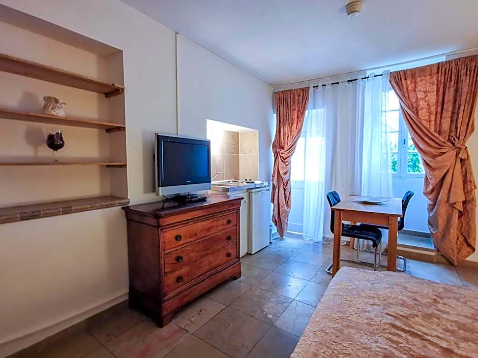 Hôtel la Fête en Provence