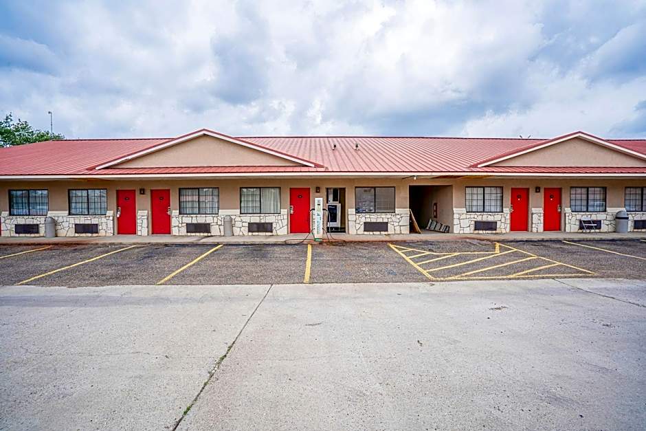 Texan Inn By OYO Beeville US-181