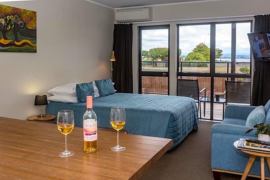 Le Chalet Suisse Motel