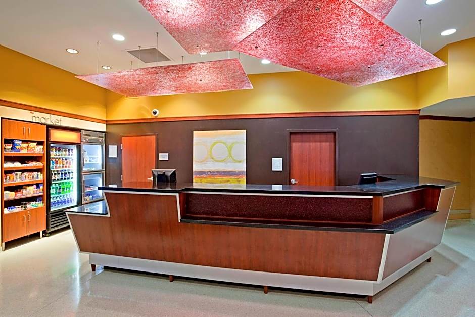 Courtyard by Marriott Minneapolis Maple Grove/Arbor Lakes