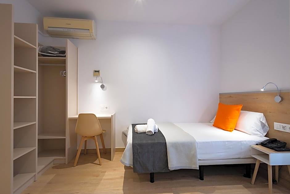 Hostal Sans