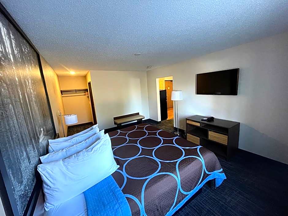 Super 8 by Wyndham Bemidji MN
