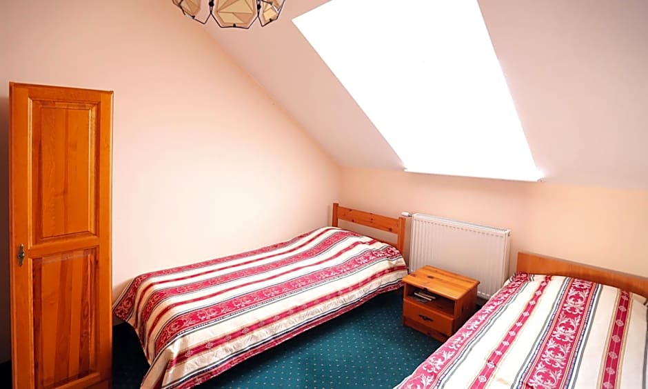 Zespół Pałacowo-Parkowy Bądzów