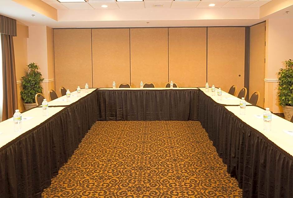 Hampton Inn By Hilton & Suites Jacksonville-Airport