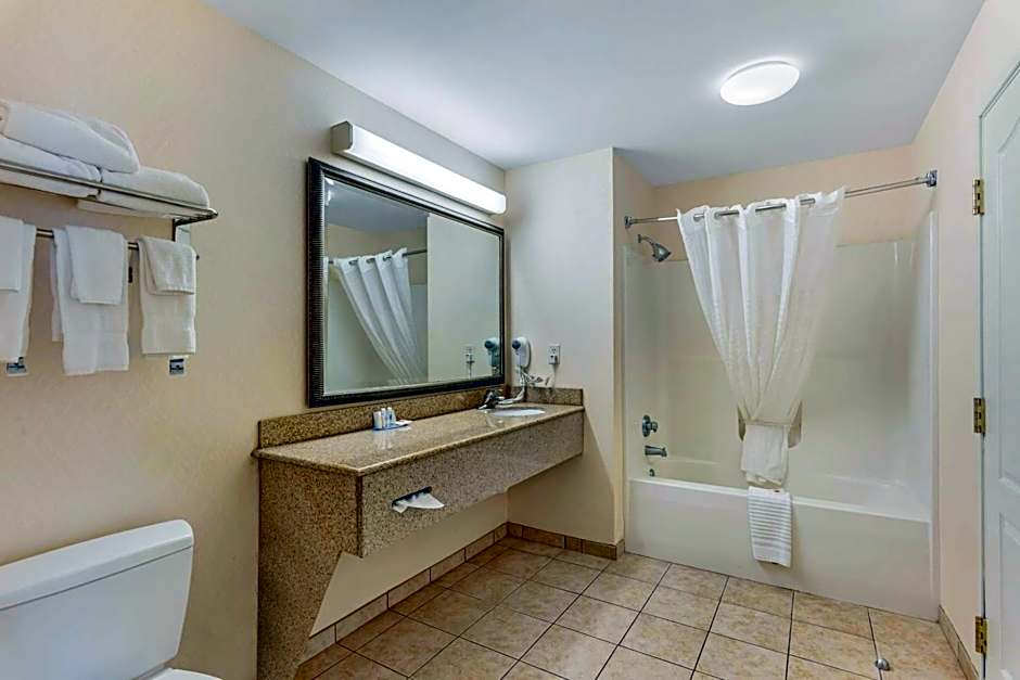 Comfort Inn & Suites Dover