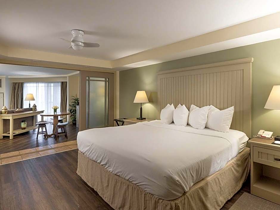 1000 Islands Harbor Hotel