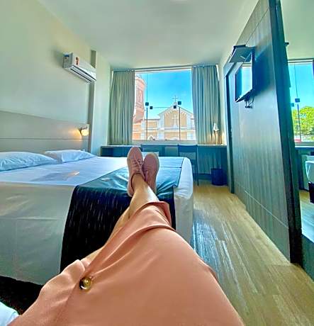 Hotel Valerim Itajaí / Navegantes