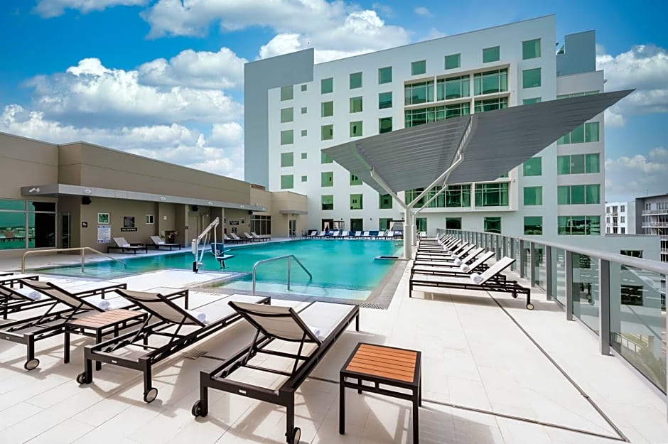 AC Hotel by Marriott Fort Lauderdale Airport