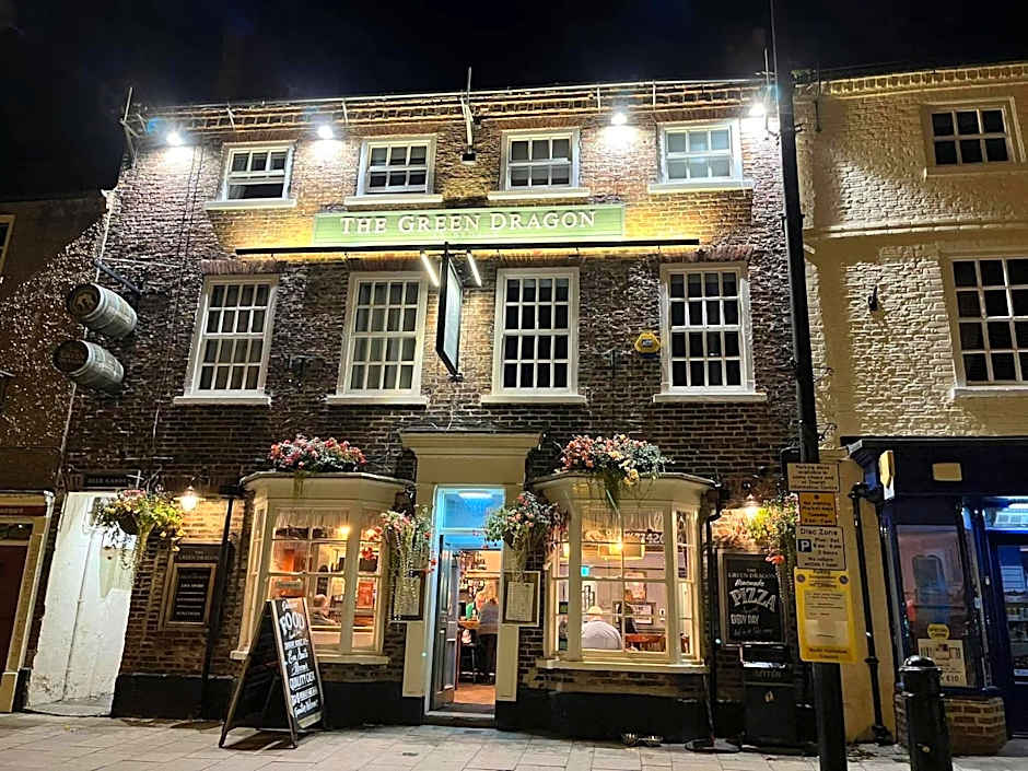 OYO The Green Dragon at Bedale