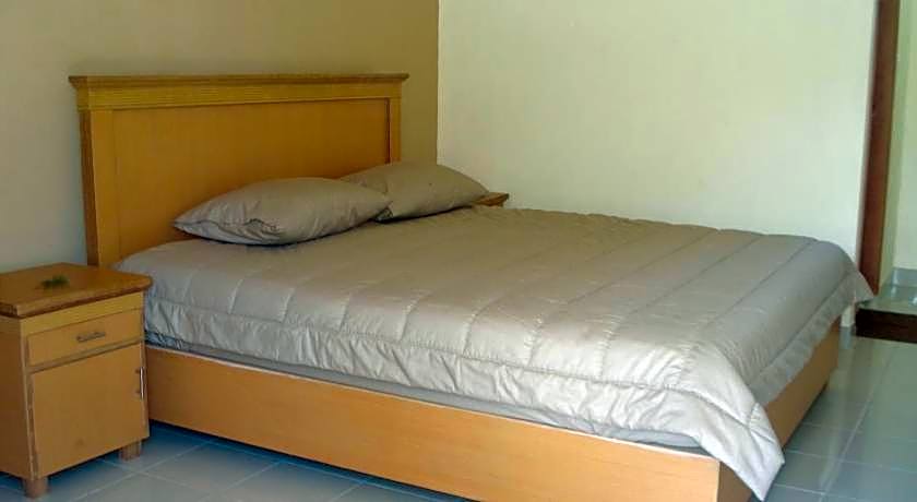 Lembah Rinjani Villa & Resto Syariah by ecommerceloka