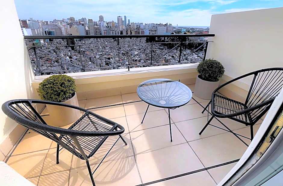 Cyan Recoleta Hotel