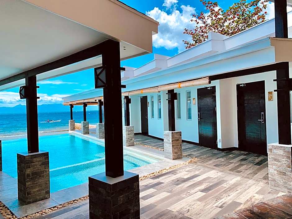 Alegria Water Front Beach House