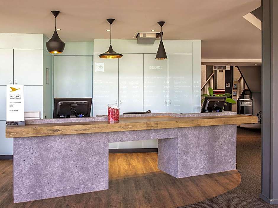 ibis Issoire