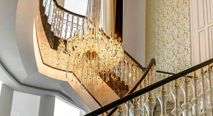 The Bentley Luxury Hotel and Suites