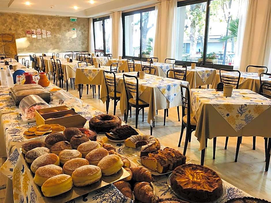 Piccolo Hotel