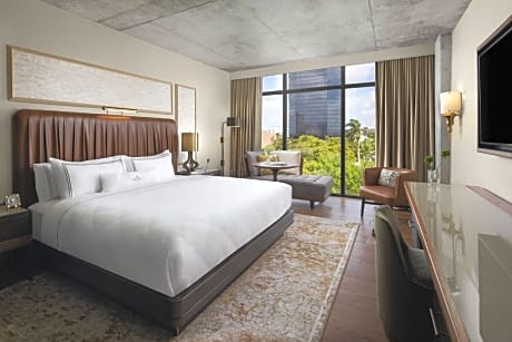 ROOM, 1 KING BED