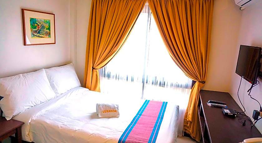 Veranda Suites and Restaurant