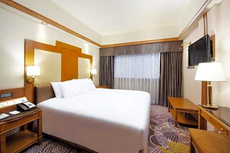 Corner King Suite