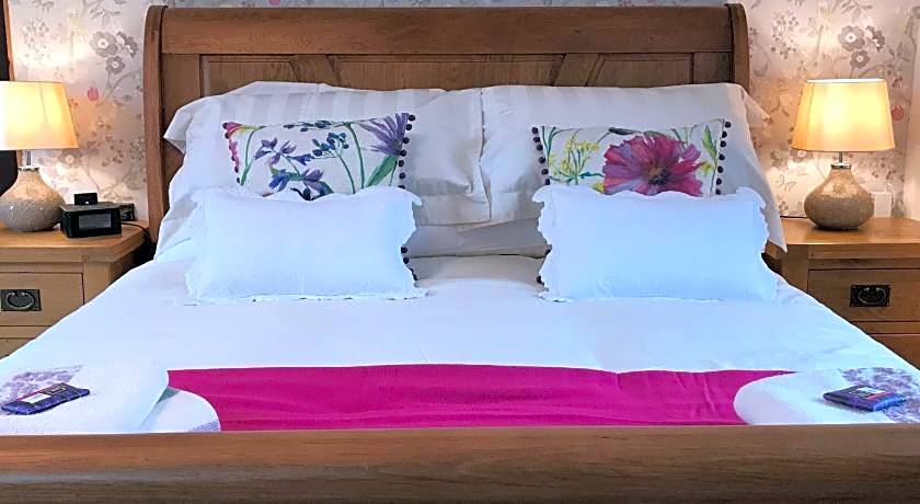 Lon y Traeth Bed & Breakfast