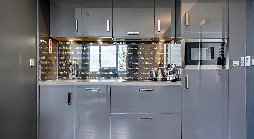 Aparthotel Roomzzz Nottingham City