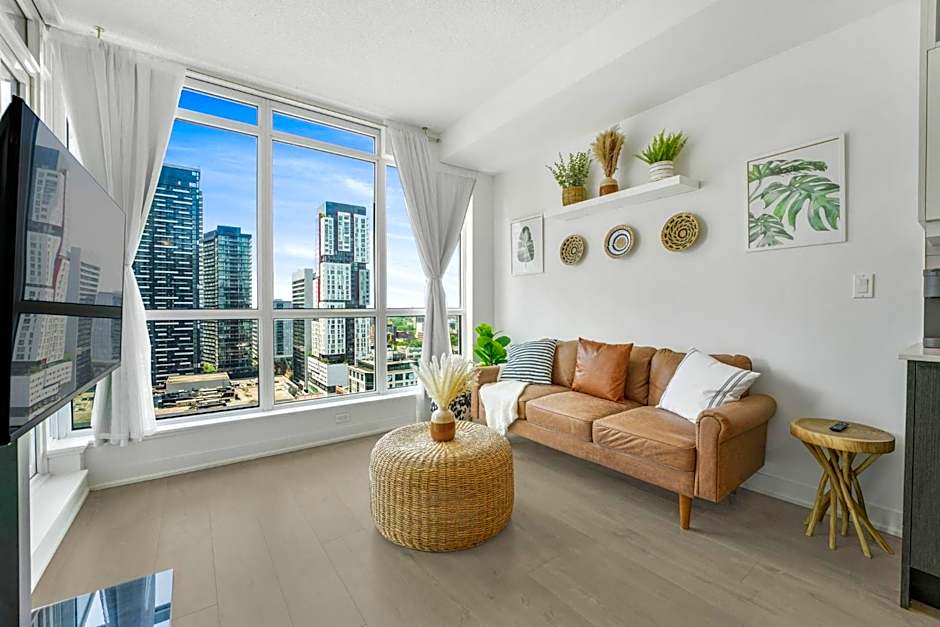 King Bed, Amazing View, Free Parking