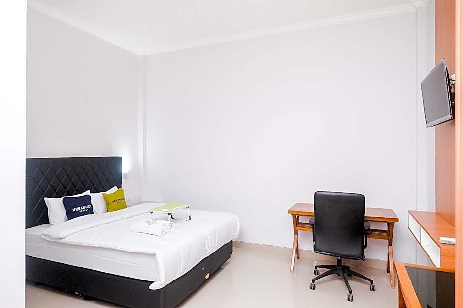 Urbanview Syariah Loji Arum Stasiun Klaten by RedDoorz