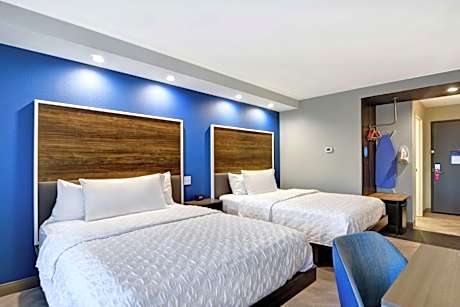 Queen Room with Two Queen Beds