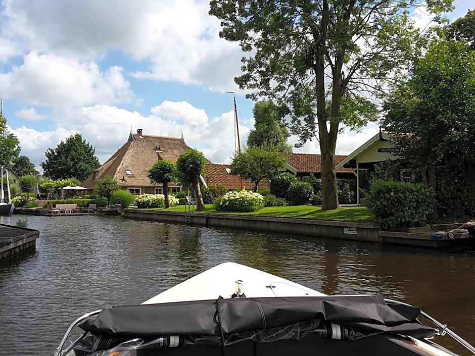 d'Oude Herbergh, vakantiehuizen aan het water