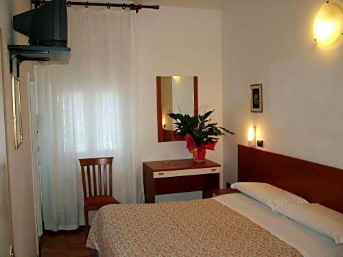 Hotel Paradiso