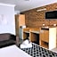 Jumbuck Motor Inn