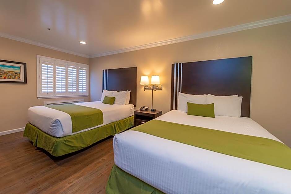 Ocean Pacific Lodge