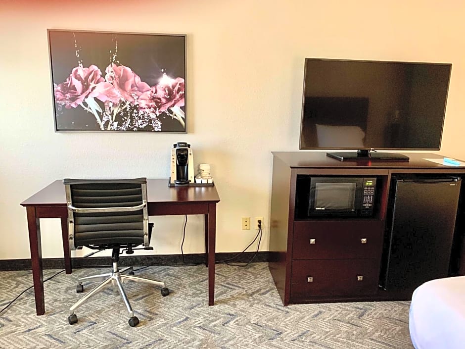 Best Western Oswego Hotel