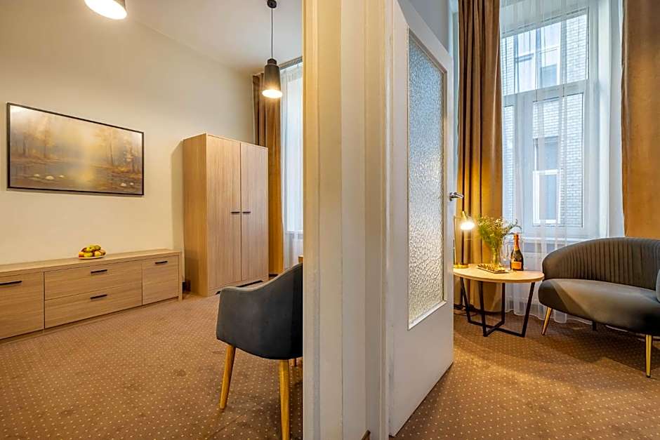 Hotel Lothus