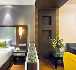 The Grand Magrath Hotel