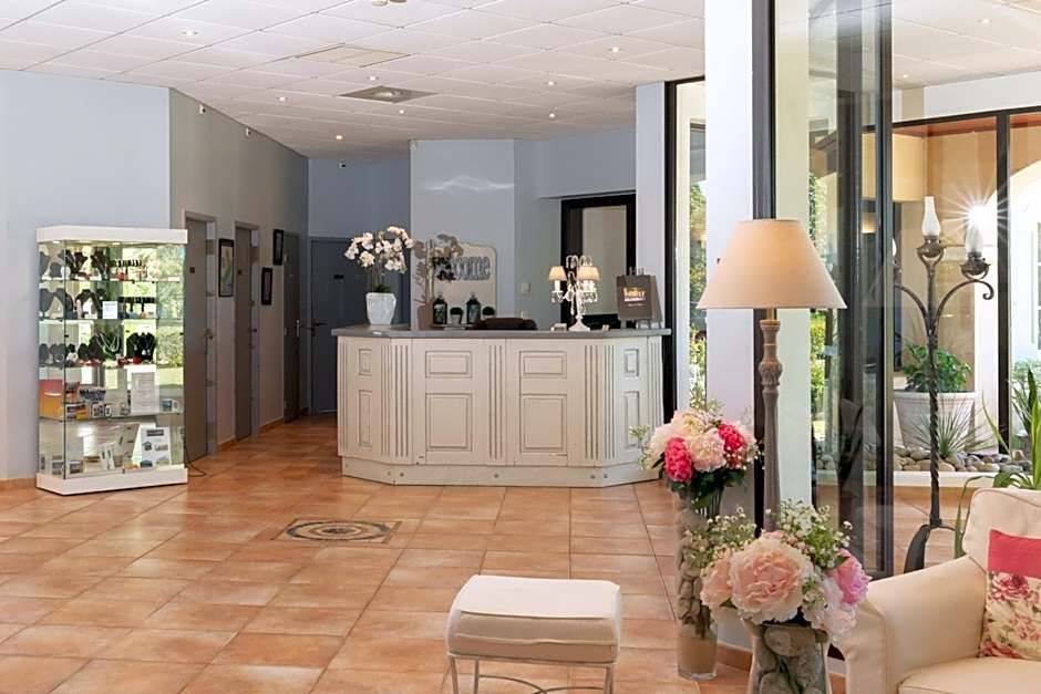 Hôtel La Bastide Saint Martin