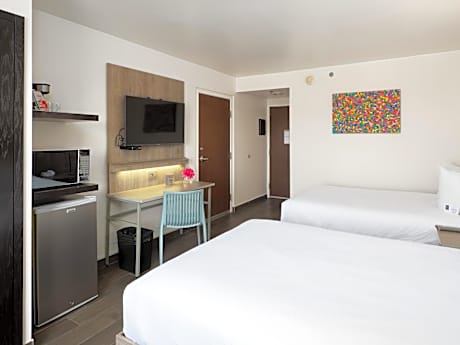 Standard Double Room with Two Double Beds