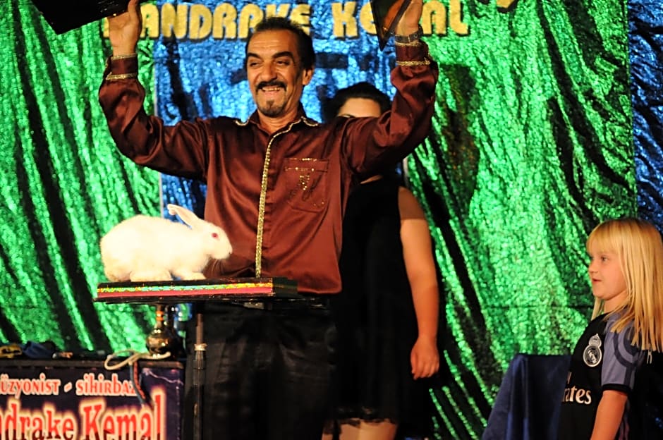 Grand Aquarium Apart