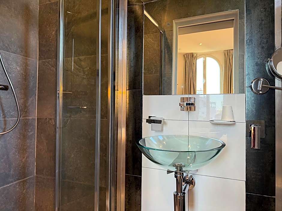 Ideal Sejour Cannes - Hôtel de Charme