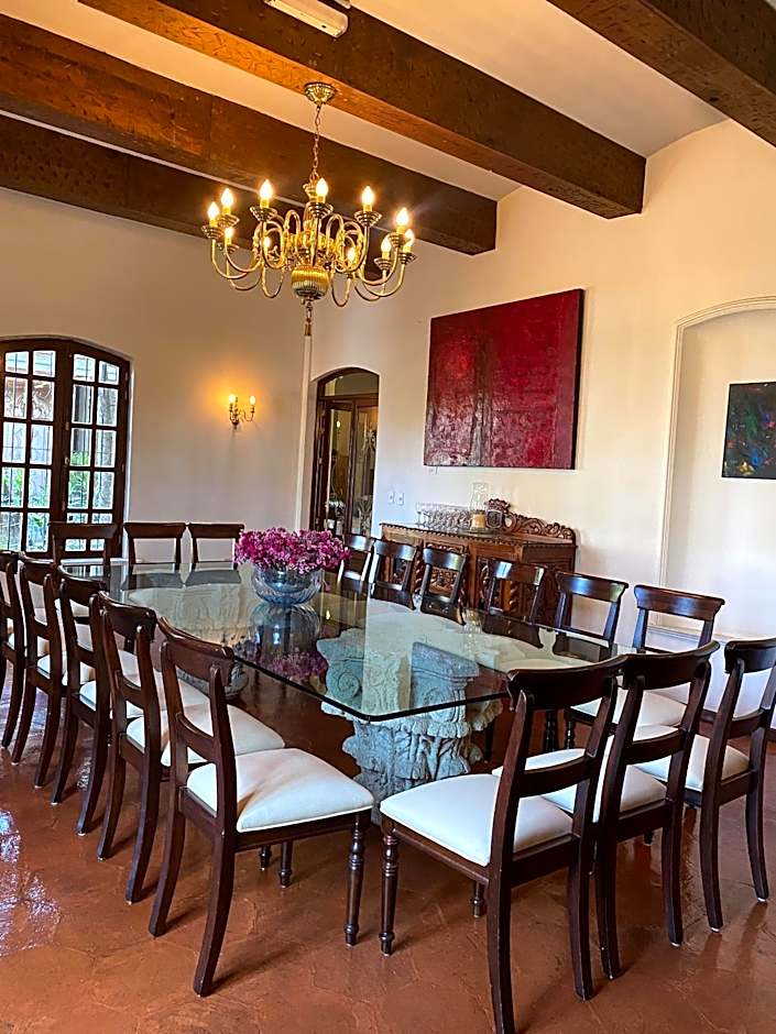 Hotel Hacienda Los Laureles