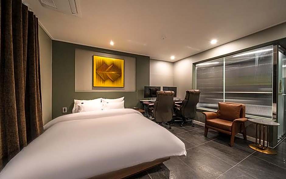 Bucheon Hotel Burning