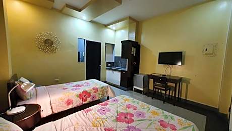 Comfort Triple Room with Shower