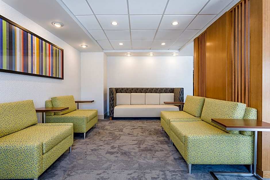 Holiday Inn Express Lorton By IHG