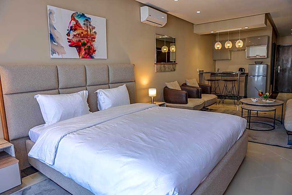 PLAYA DEL PACHA Suites Hotel