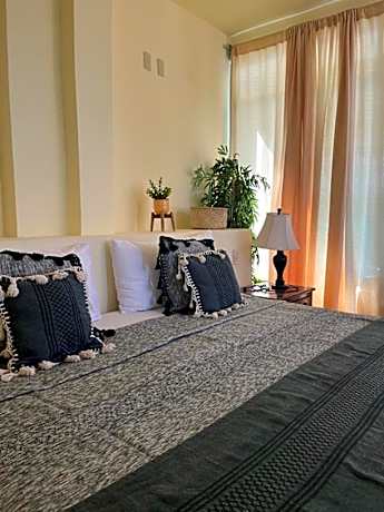 Deluxe Suite with Spa Bath