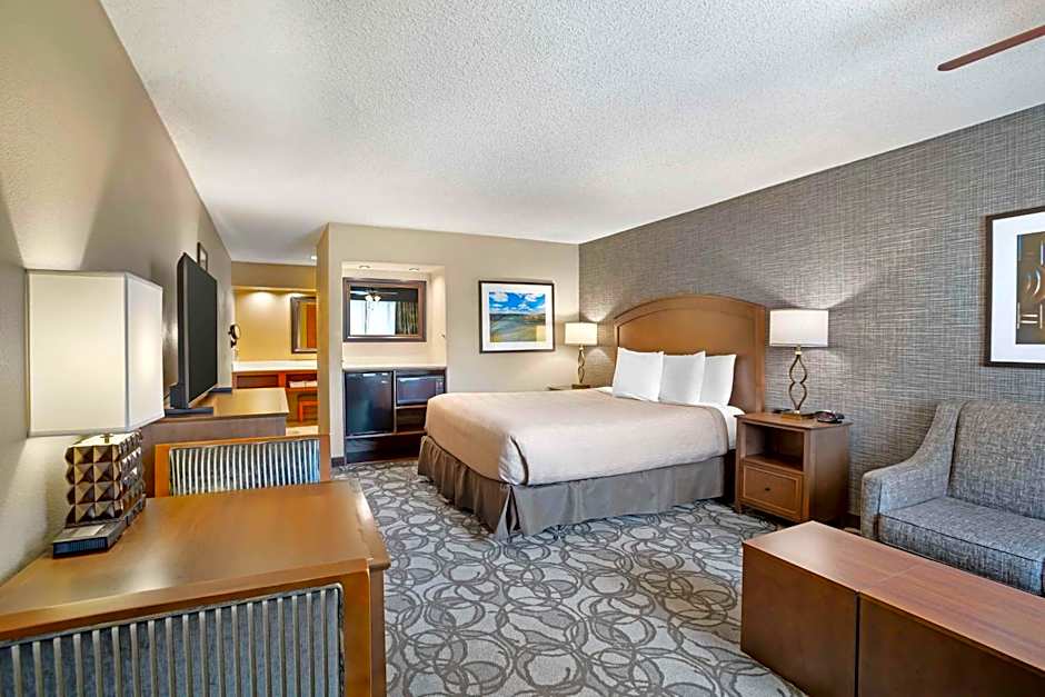Best Western Plus Black Oak