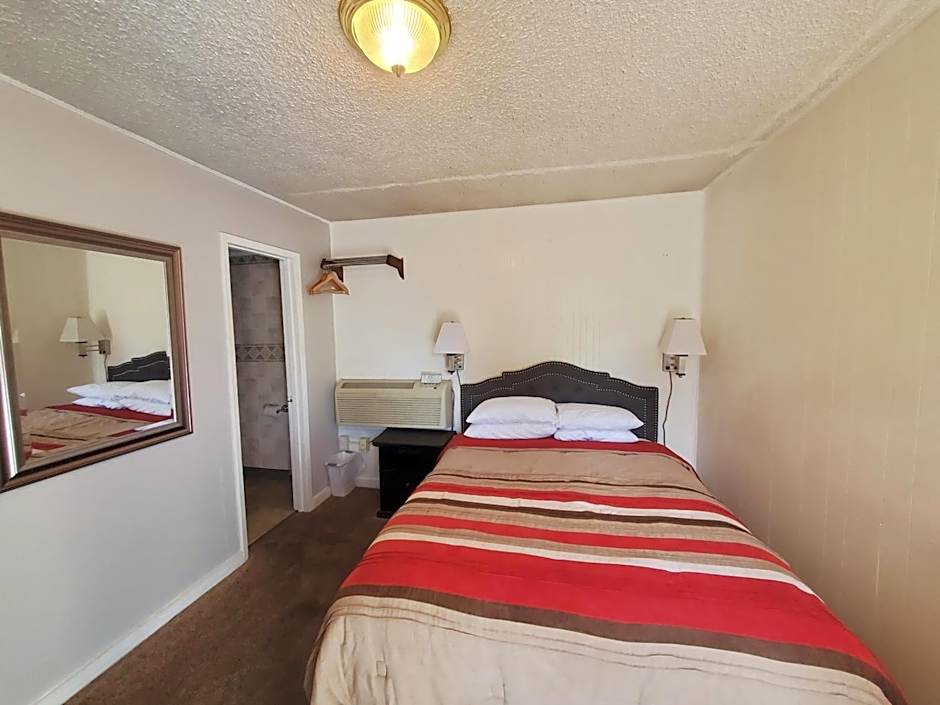 Holiday Lodge