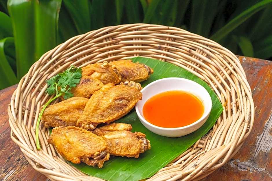 Hostel and Music Bar Bros