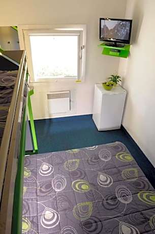 Triple Room with Shared Bathroom