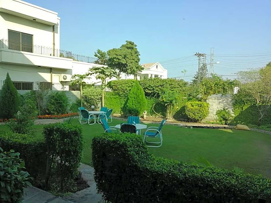Bravo Hotel