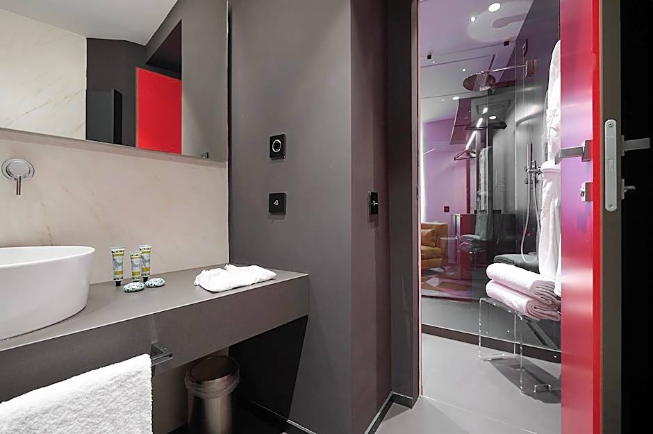 MyTALE Creative Academy Hotel